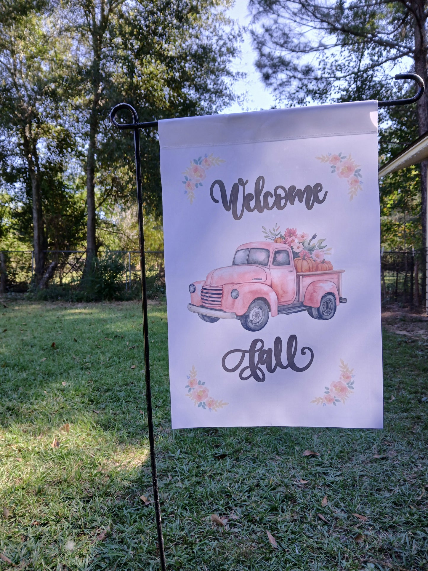 Welcome fall flag