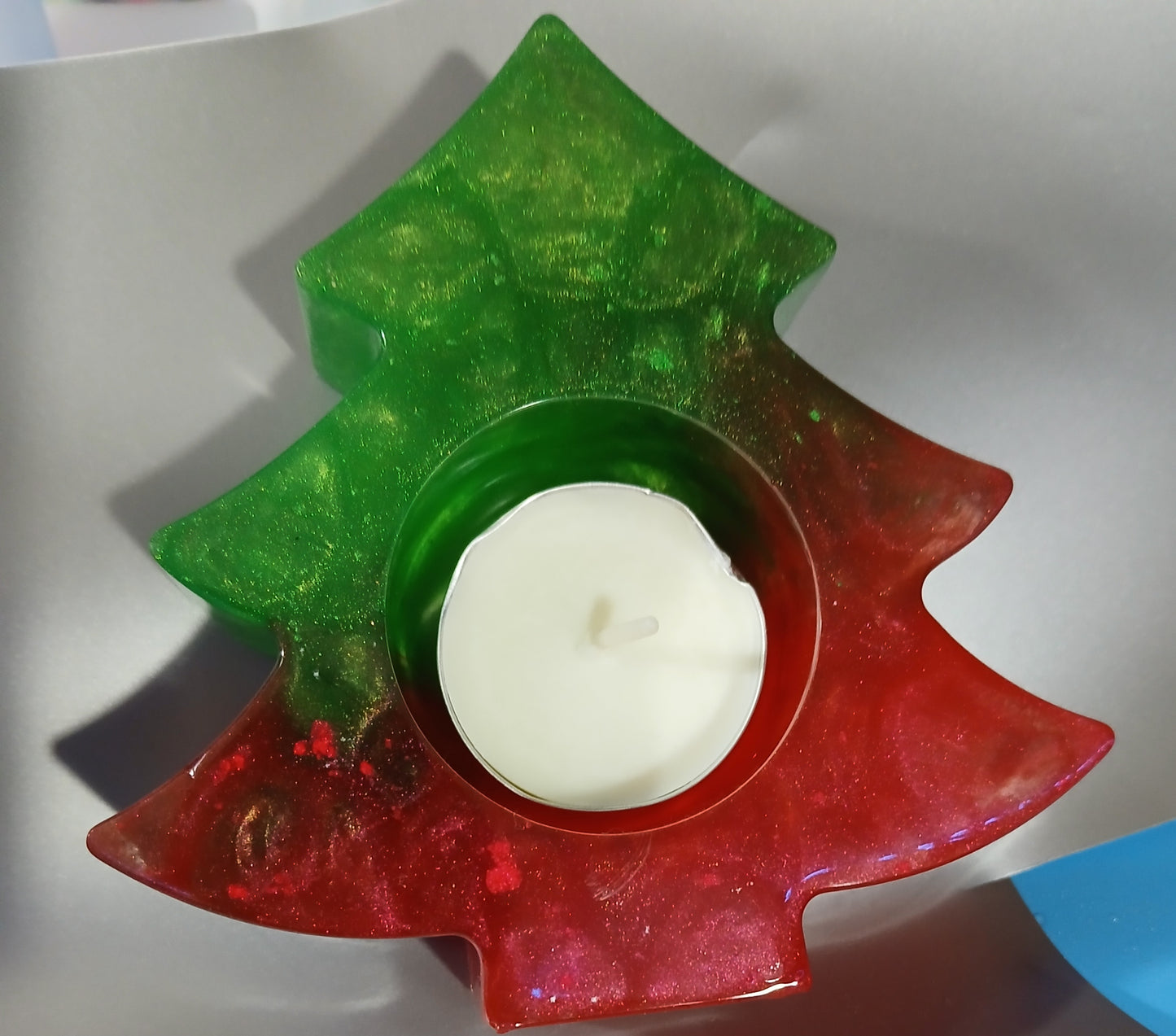 Tree tealight candle holder